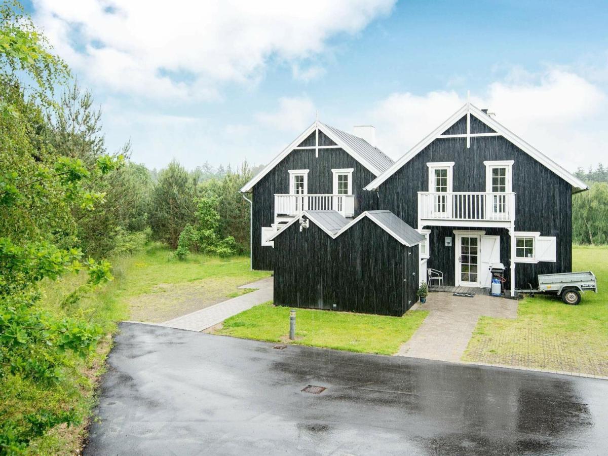 8 Person Holiday Home In Gjern Esterno foto