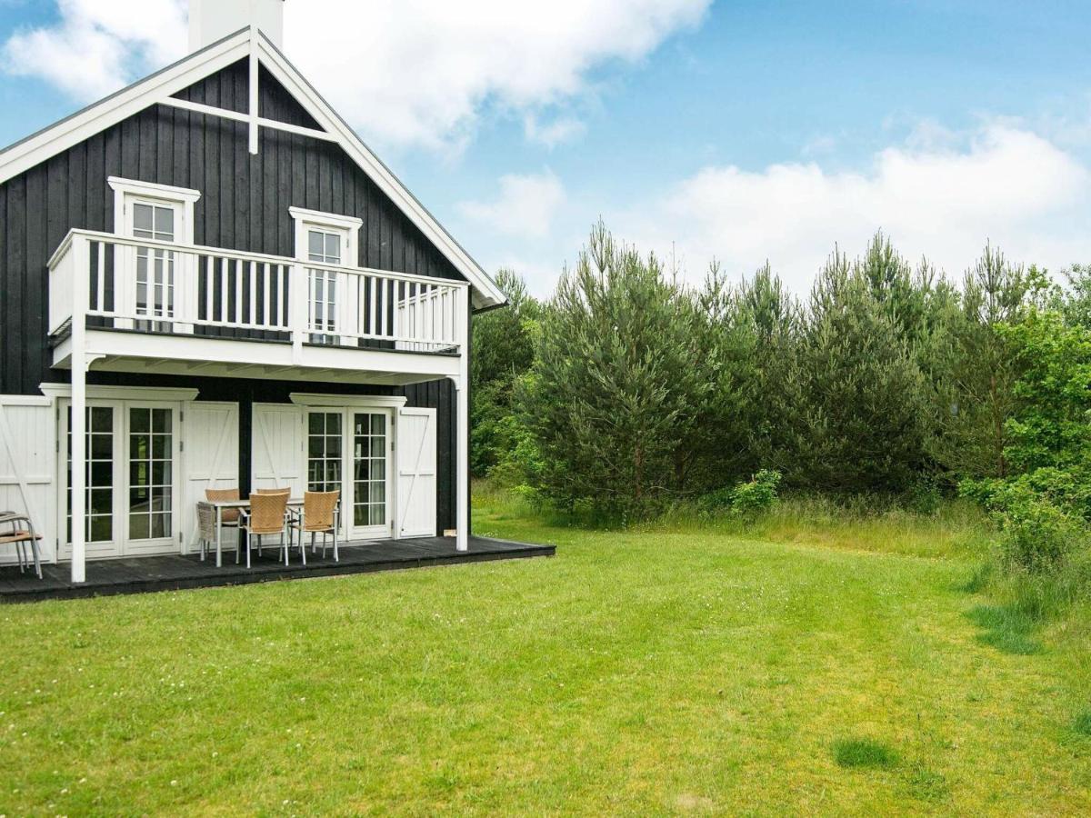 8 Person Holiday Home In Gjern Esterno foto