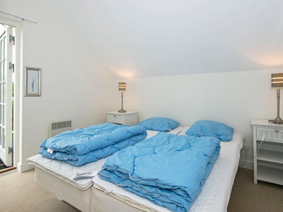 8 Person Holiday Home In Gjern Esterno foto